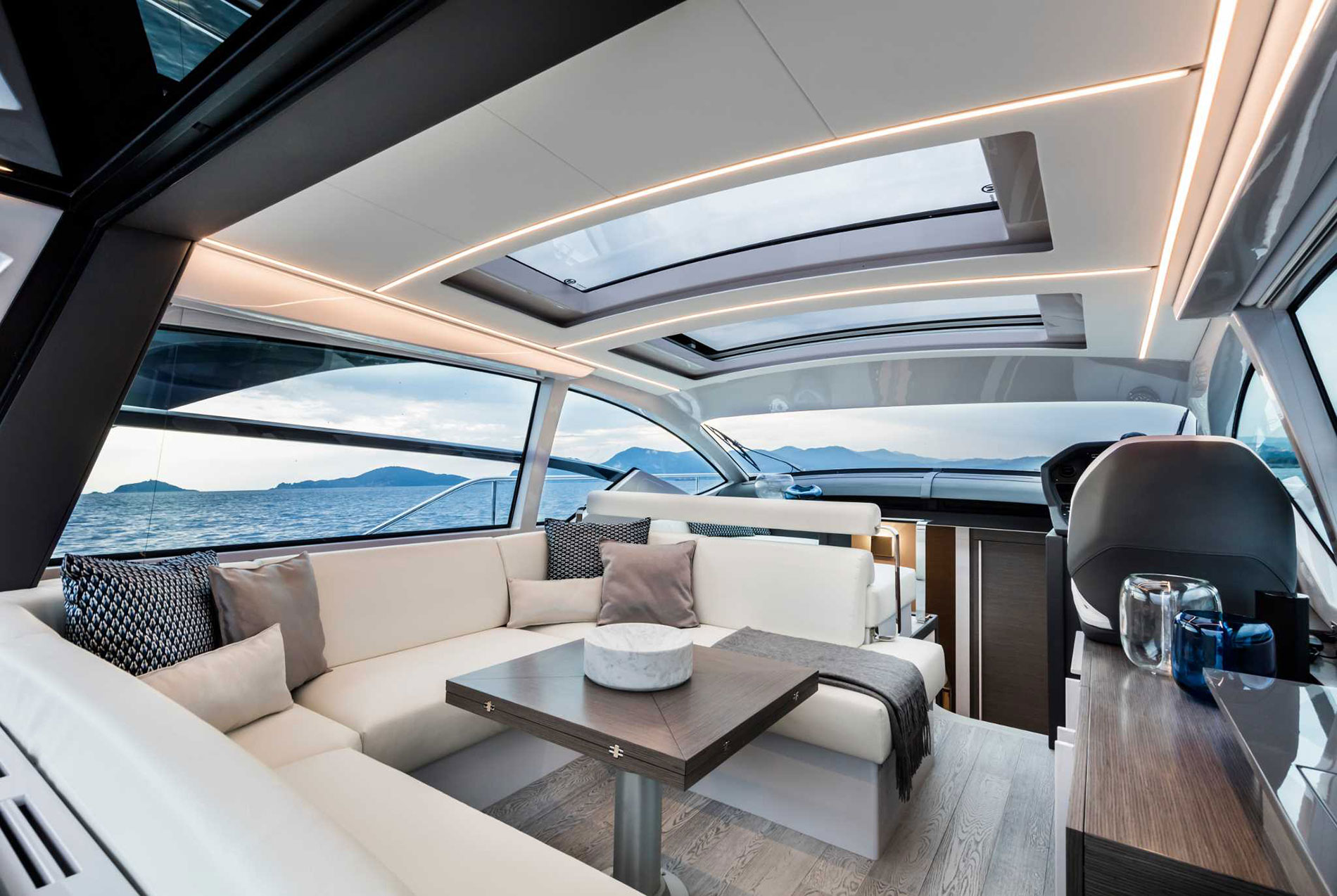 Pershing 5x